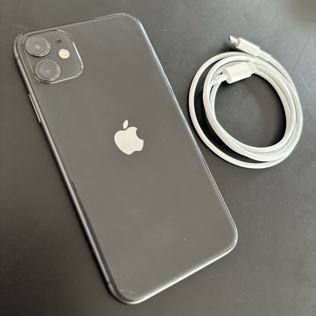 iPhone(アイフォーン)のiPhone11 64GB 本体 スマホ/家電/カメラのスマートフォン/携帯電話(スマートフォン本体)の商品写真