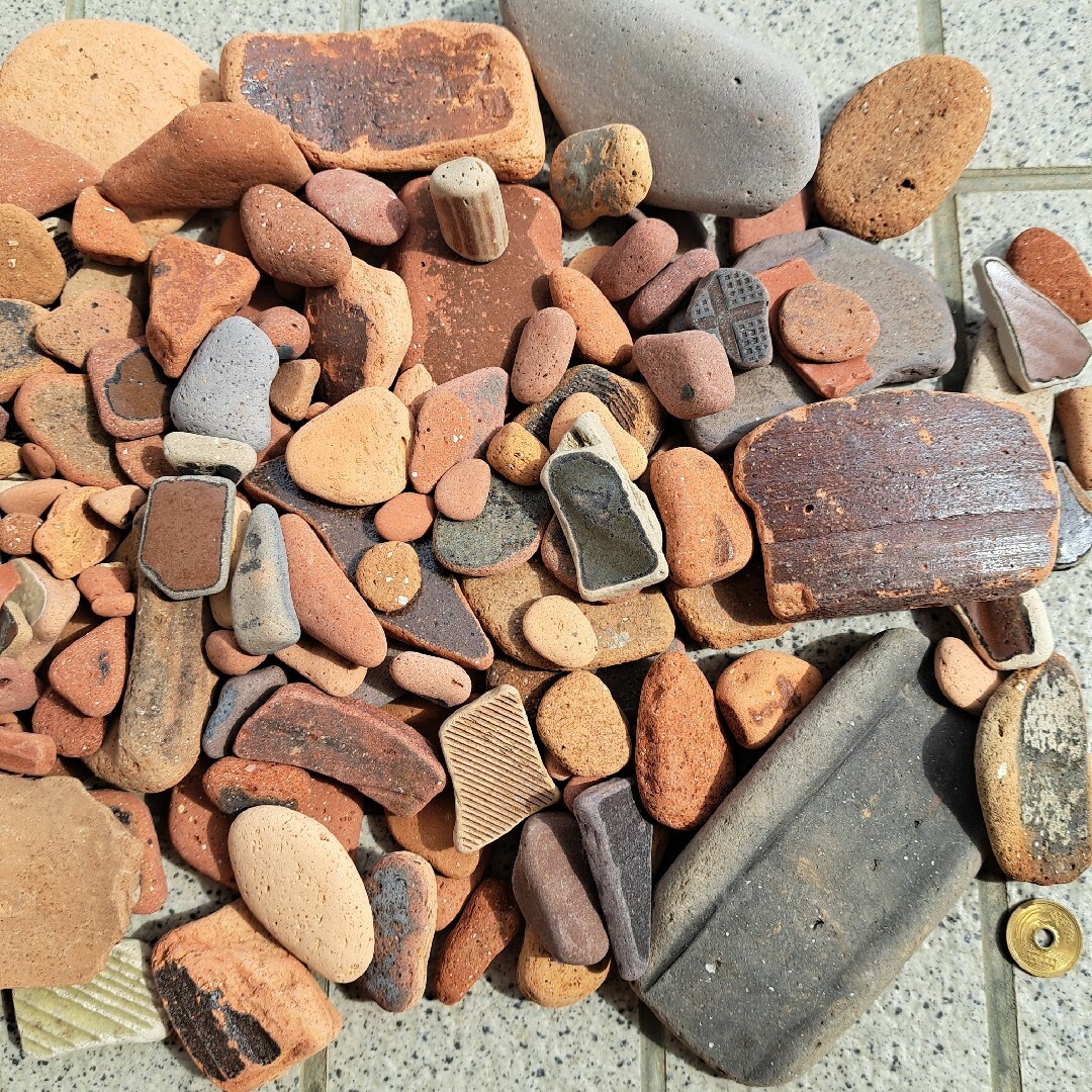 三陸海岸  シーレンガ  大量  ハンドメイド  パーツ  ガーデニング ハンドメイドの素材/材料(各種パーツ)の商品写真