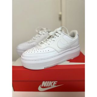 ナイキ(NIKE)の【新品未使用】NIKE DM0113-100ホワイト(スニーカー)