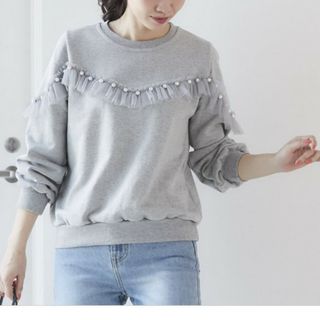 トッコクローゼット(TOCCO closet)のパール×チュール装飾スウェットプルオーバー　toccocloset(トレーナー/スウェット)