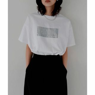 箔プリントTシャツ/オフホワイト×シルバー(Tシャツ(半袖/袖なし))