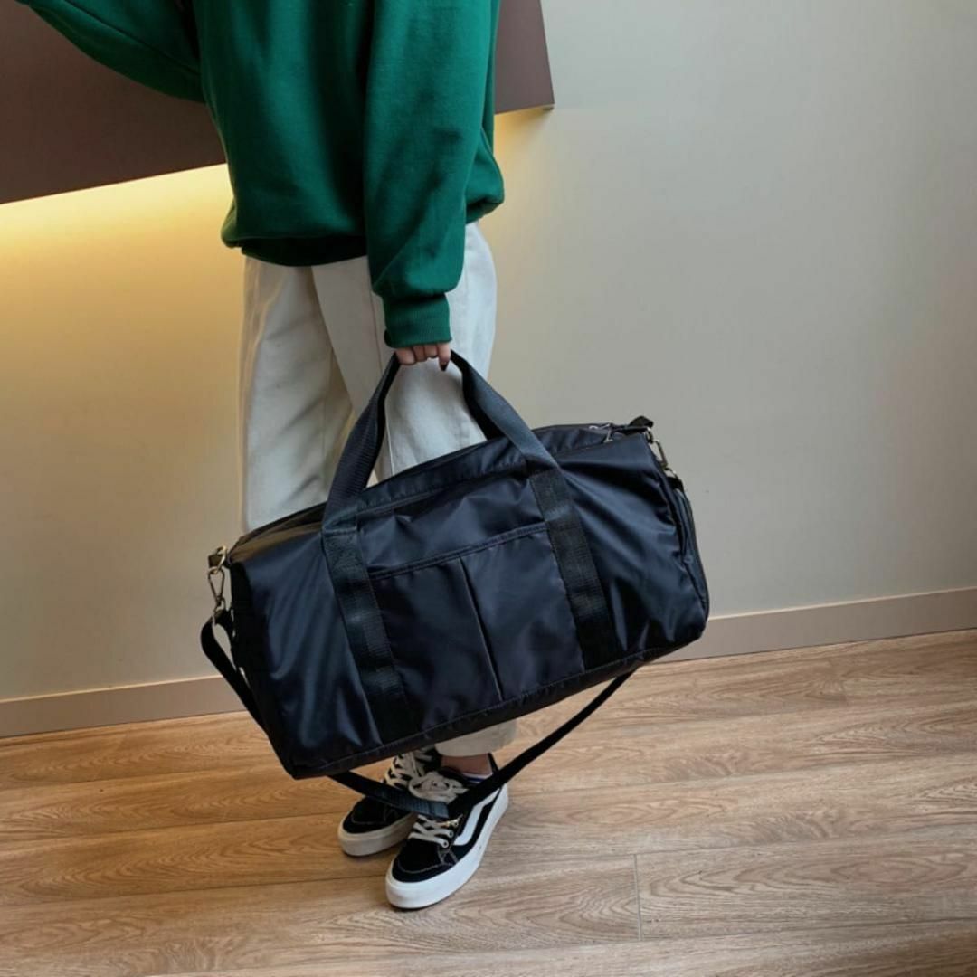 ボストンバッグ 大容量 黒 旅行 スポーツバッグ  ジム 鞄  靴　ブラック レディースのバッグ(ボストンバッグ)の商品写真