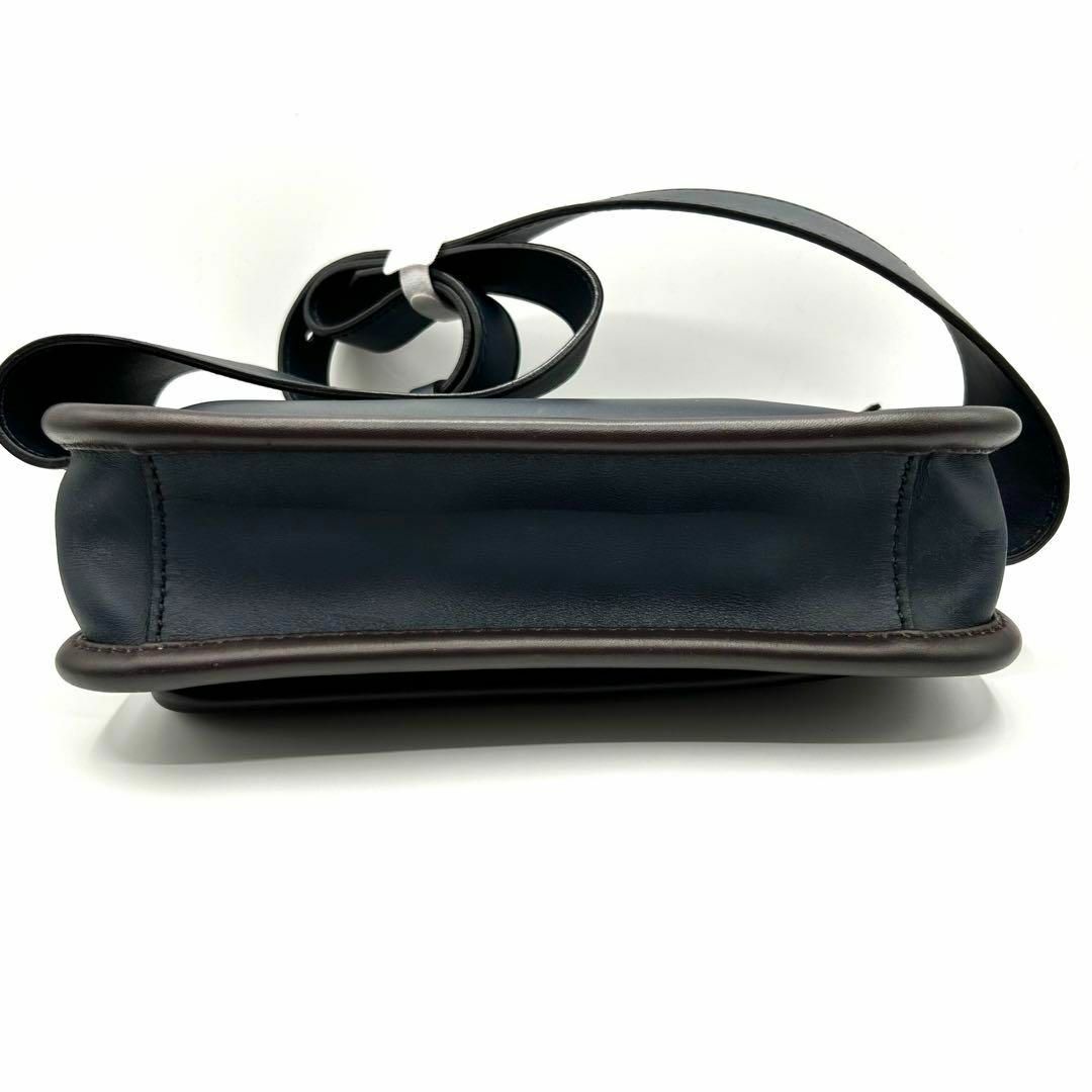COACH - X476【美品】コーチ/ショルダー・ボディバッグ ターンロック COACH - X476【美品】コーチ/ショルダー・ボディバッグ ターンロック