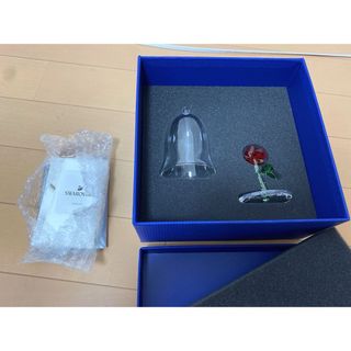 スワロフスキー(SWAROVSKI)の新品未使用★台座セット スワロフスキー　美女と野獣　薔薇(置物)