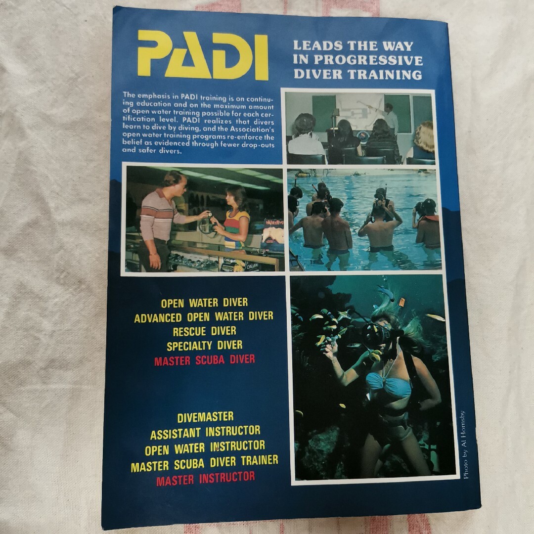 PADI DIVER MANUAL 日本語　ダイビング　ダイバー エンタメ/ホビーの本(趣味/スポーツ/実用)の商品写真