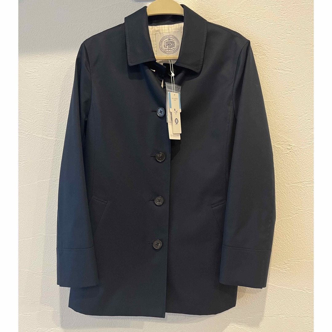 J.PRESS LADIES(ジェイプレスレディス)のj.press【撥水】80/2 T/C ツイル ステンカラー ショートコート レディースのジャケット/アウター(ナイロンジャケット)の商品写真