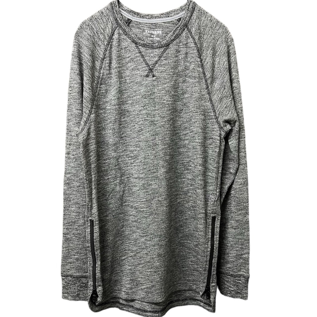 EXPRESS(エクスプレス)のEXPRESS  エクスプレス　長袖tシャツ　パーカー　セーター　４点セット メンズのトップス(ニット/セーター)の商品写真