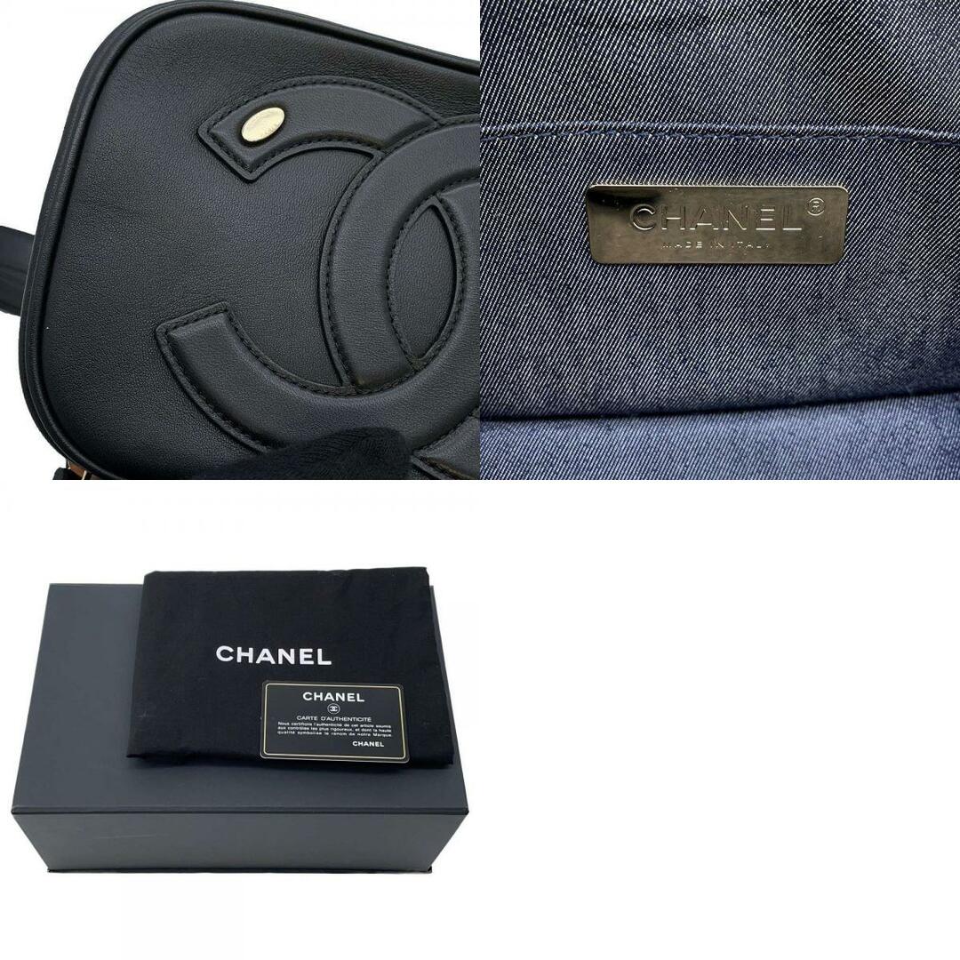 CHANEL(シャネル)のシャネル ボディバッグ ココマーク レザー CHANEL バッグ 黒 レディースのバッグ(ボディバッグ/ウエストポーチ)の商品写真