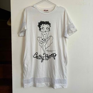 ベティブープ(Betty Boop)のベティちゃん　半袖Tシャツ　Tシャツワンピース  Mサイズ(ひざ丈ワンピース)