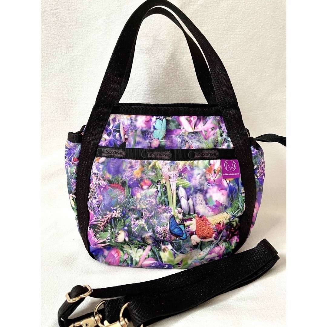 LeSportsac(レスポートサック)のレア品　蜷川実花コラボ　ミカズユートピア　レスポートサック スモールジェニー レディースのバッグ(ショルダーバッグ)の商品写真