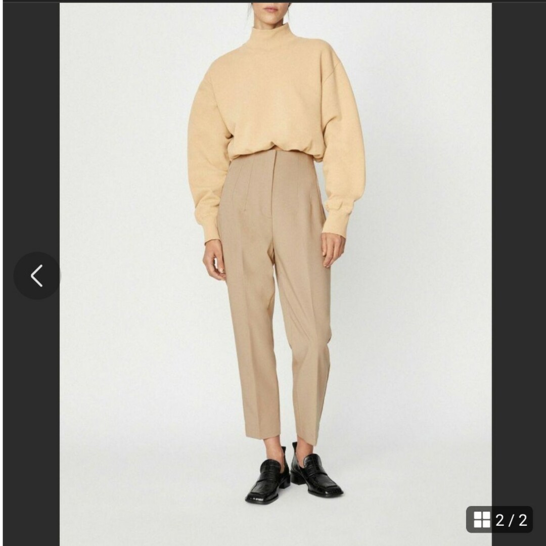 ZARA(ザラ)の新品未使用　ZARA　ハイウエストパンツ レディースのパンツ(その他)の商品写真