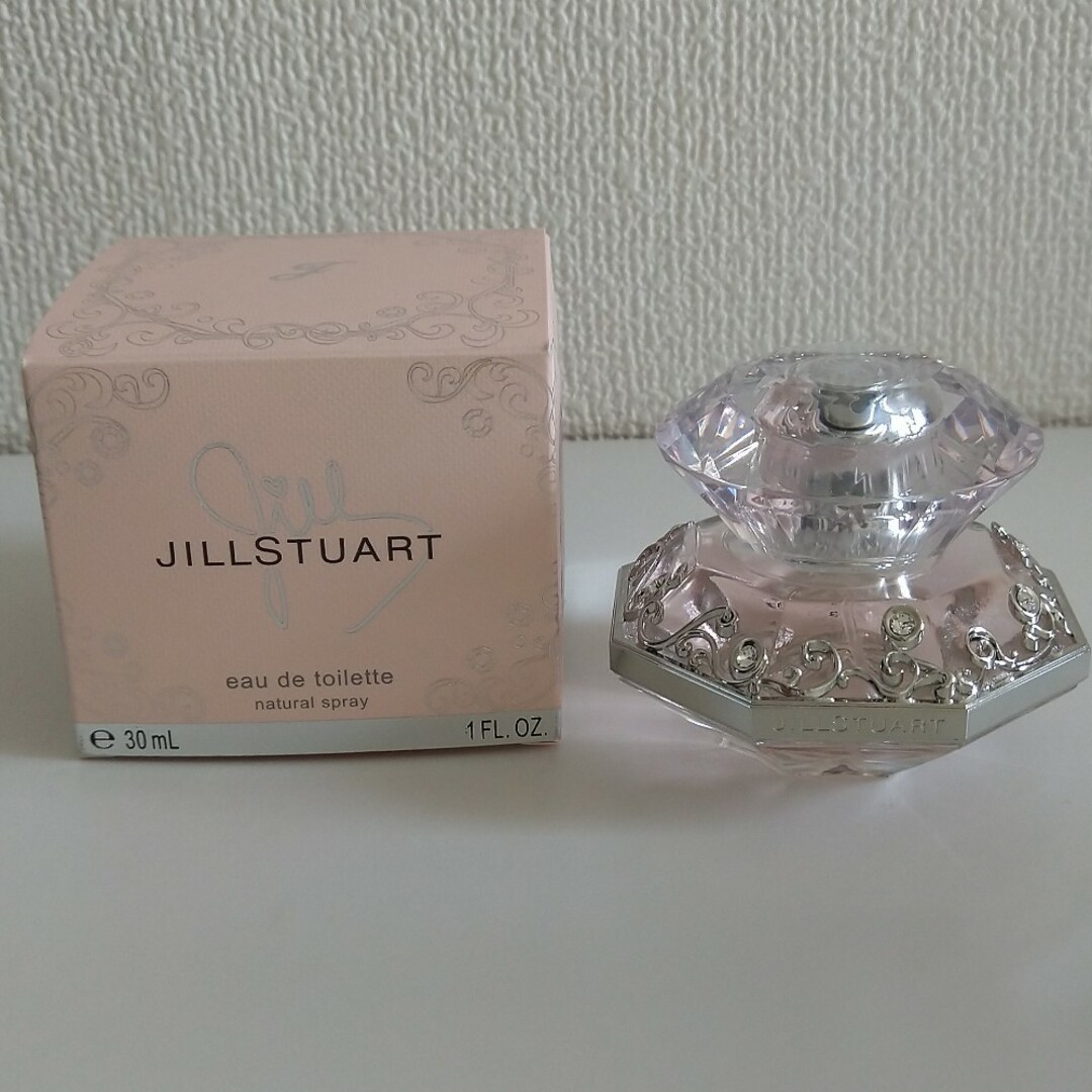 JILLSTUART(ジルスチュアート)のジル バイ ジルスチュアート オードトワレ 30ml コスメ/美容の香水(その他)の商品写真