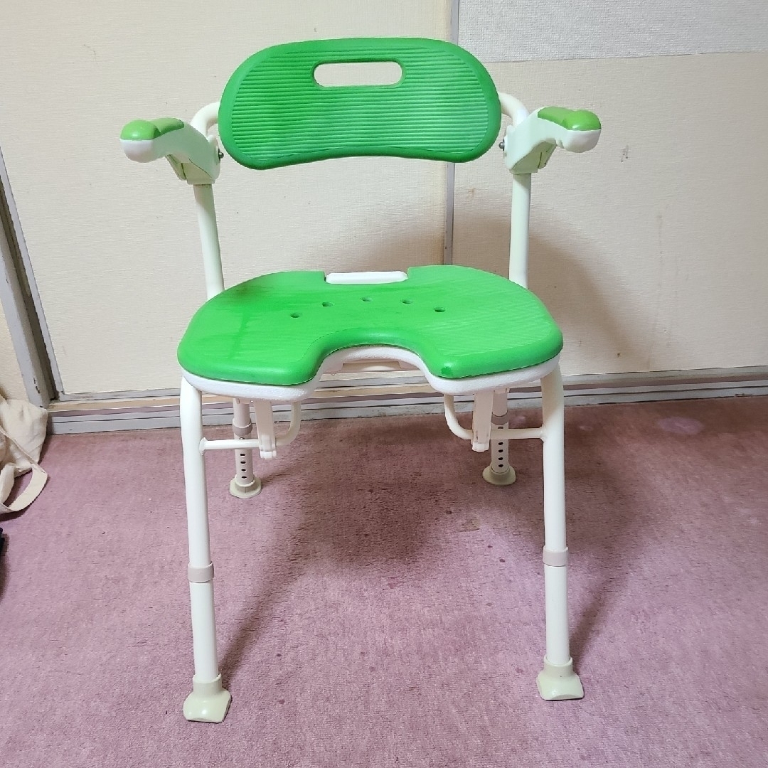 ARONKASEI アロン化成 折りたたみシャワーベンチ IU 座面U型 53… インテリア/住まい/日用品の椅子/チェア(折り畳みイス)の商品写真