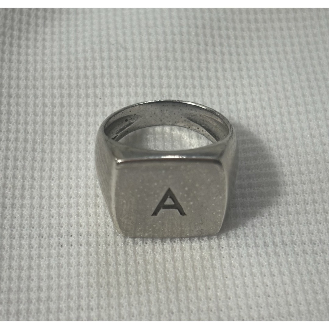 ZARA(ザラ)のZARAスターリングシルバーシグネットリングイニシャルA指輪 レディースのアクセサリー(リング(指輪))の商品写真