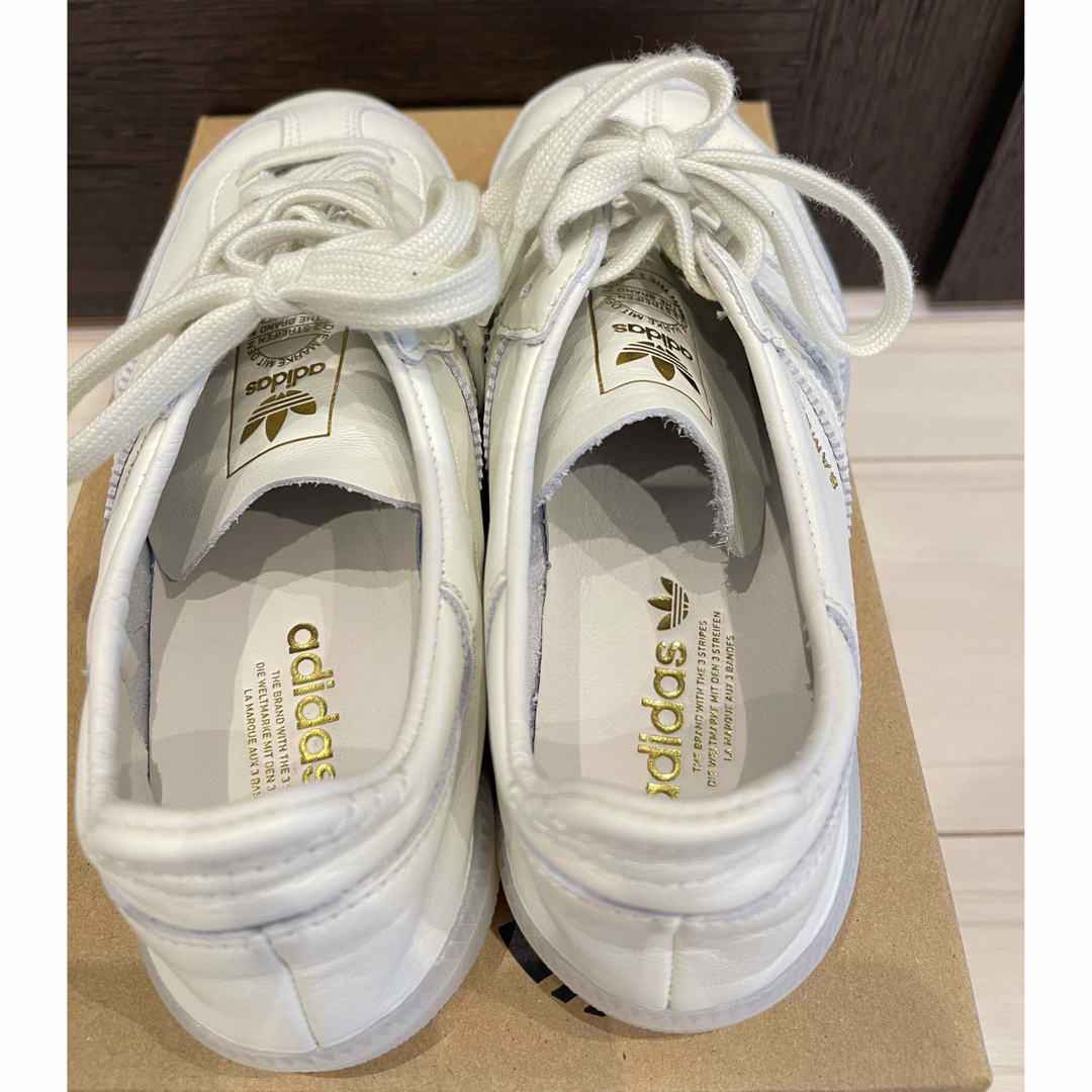 adidas(アディダス)のadidas SAMBA DECON アイボリー24㎝ レディースの靴/シューズ(スニーカー)の商品写真