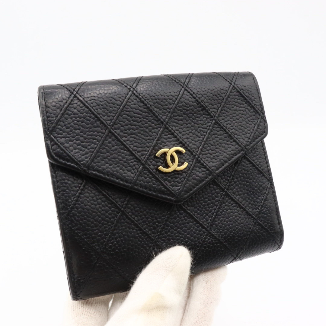 CHANEL(シャネル)の美品！シャネル　キャビアスキン　ビコローレ　Wホック　折り財布　ブラック レディースのファッション小物(財布)の商品写真