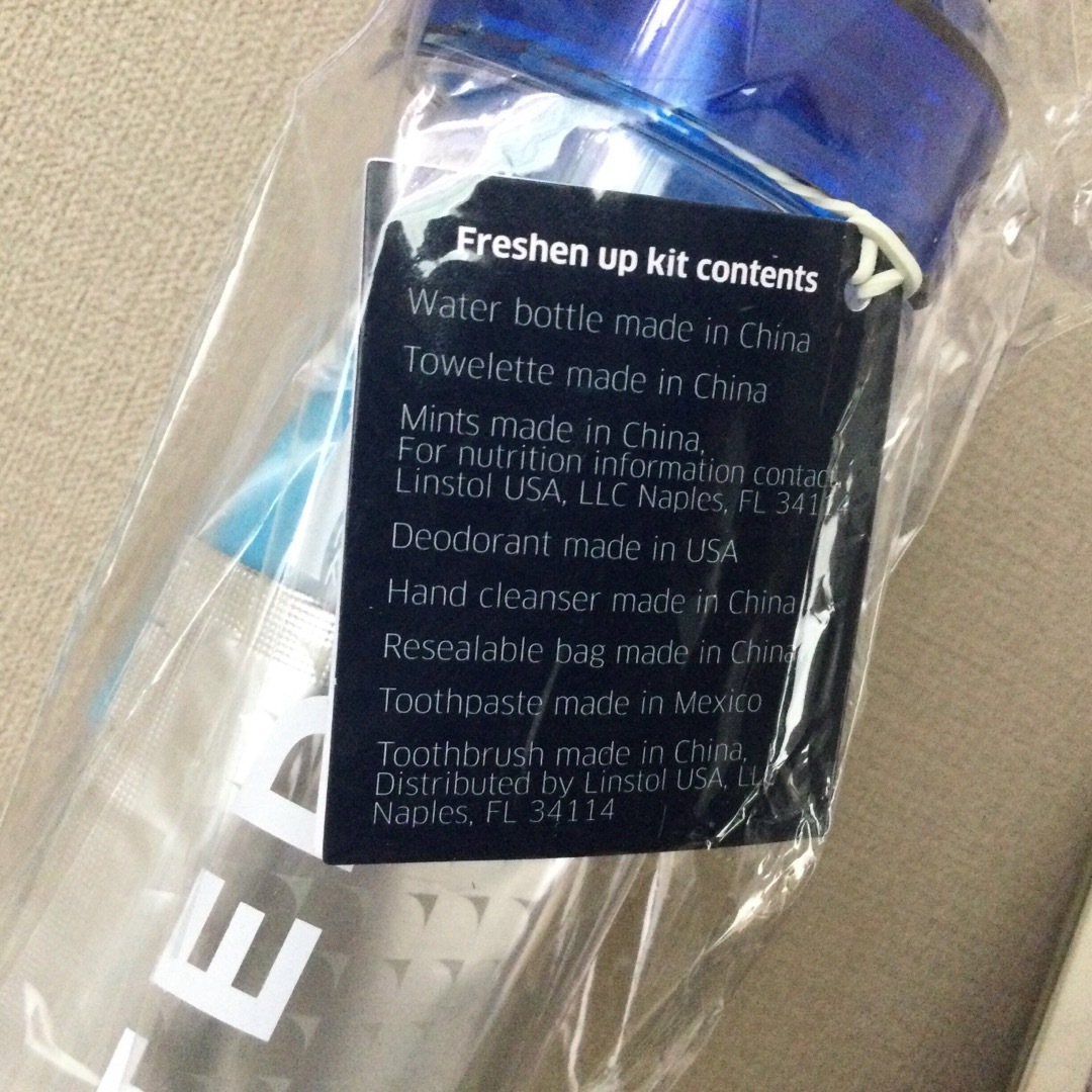 期間限定お値下げ❣️ユナイテッド航空　アメニティ インテリア/住まい/日用品の日用品/生活雑貨/旅行(旅行用品)の商品写真