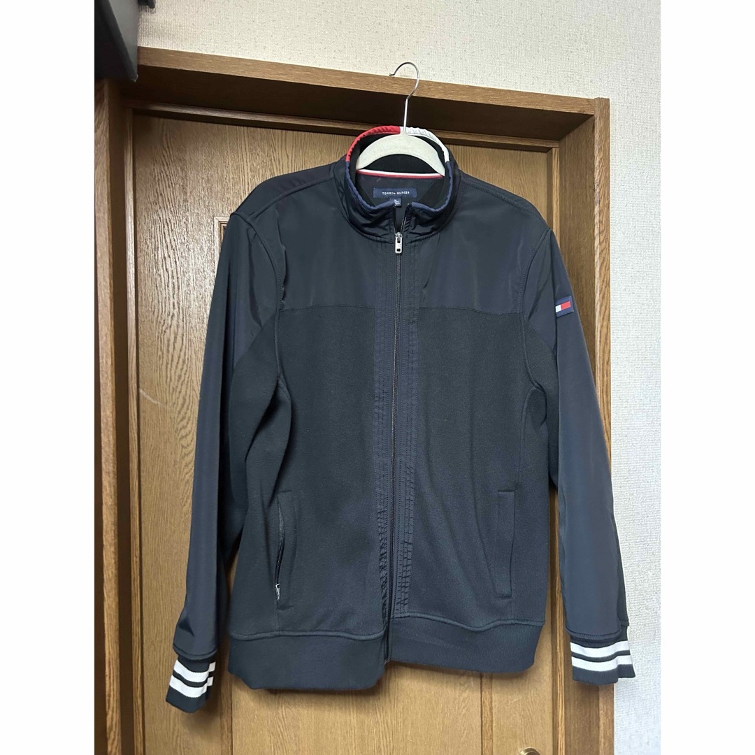 TOMMY HILFIGER(トミーヒルフィガー)のTOMMY HILFIGER ブラック  ブルゾン　ジャケット　XL メンズのジャケット/アウター(ブルゾン)の商品写真