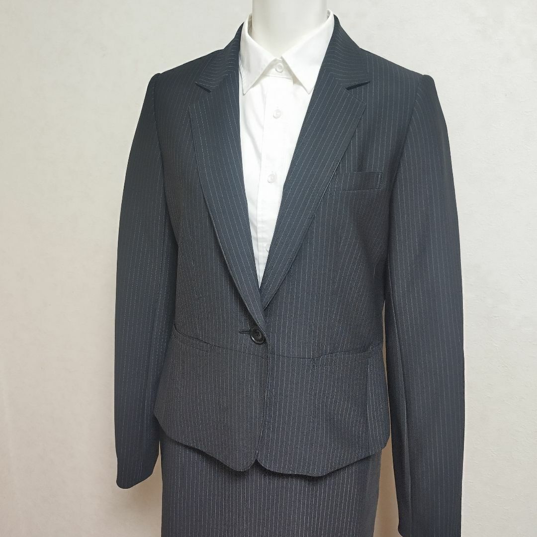 AEON(イオン)の極美品 Lサイズ11  黒　イオン　スカートスーツ リクルートスーツ 就活スーツ レディースのフォーマル/ドレス(スーツ)の商品写真