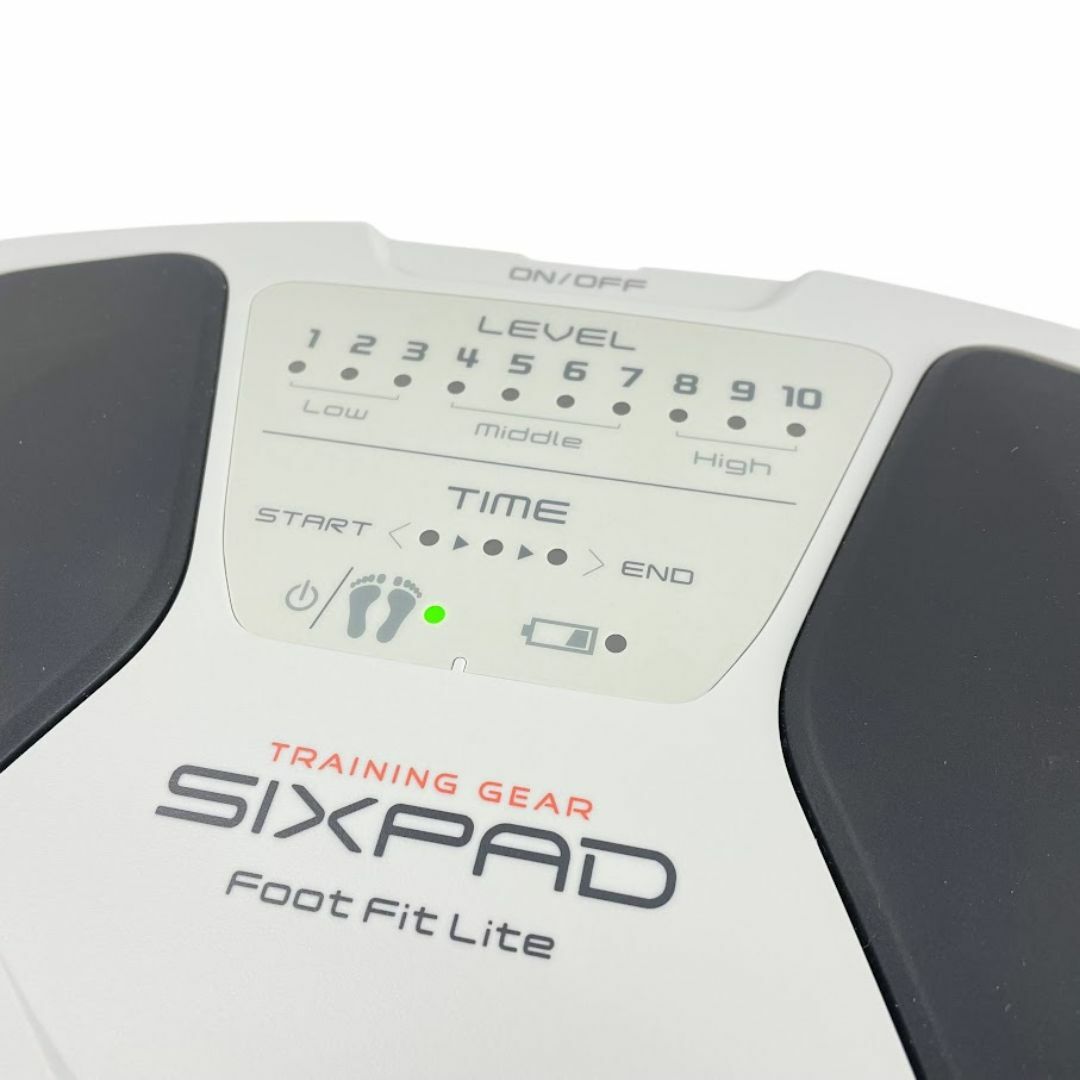 SIXPAD(シックスパッド)のほぼ未使用■SIXPAD■フットフィットライト ながら部位トレ SE-AH14A スポーツ/アウトドアのトレーニング/エクササイズ(トレーニング用品)の商品写真