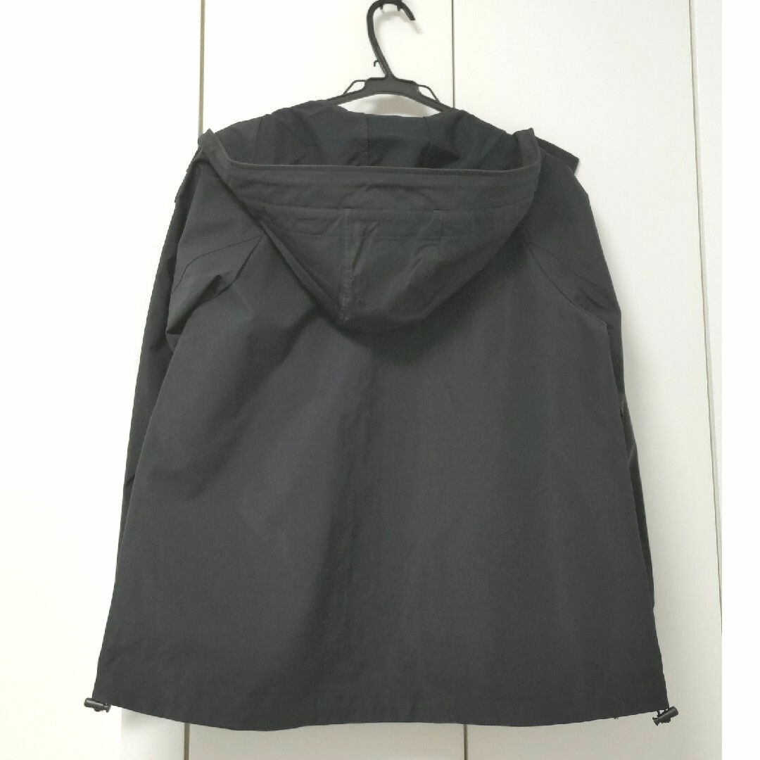 GU(ジーユー)のGU　マウンテンパーカー黒(Sサイズ) レディースのジャケット/アウター(スプリングコート)の商品写真