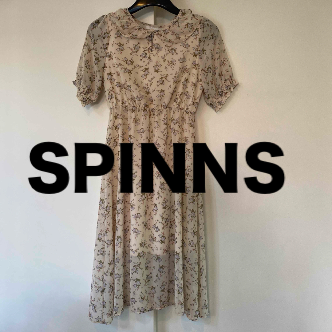 SPINNS(スピンズ)の花柄ワンピース　SPINNS  ロングワンピ　半袖 レディースのワンピース(ロングワンピース/マキシワンピース)の商品写真