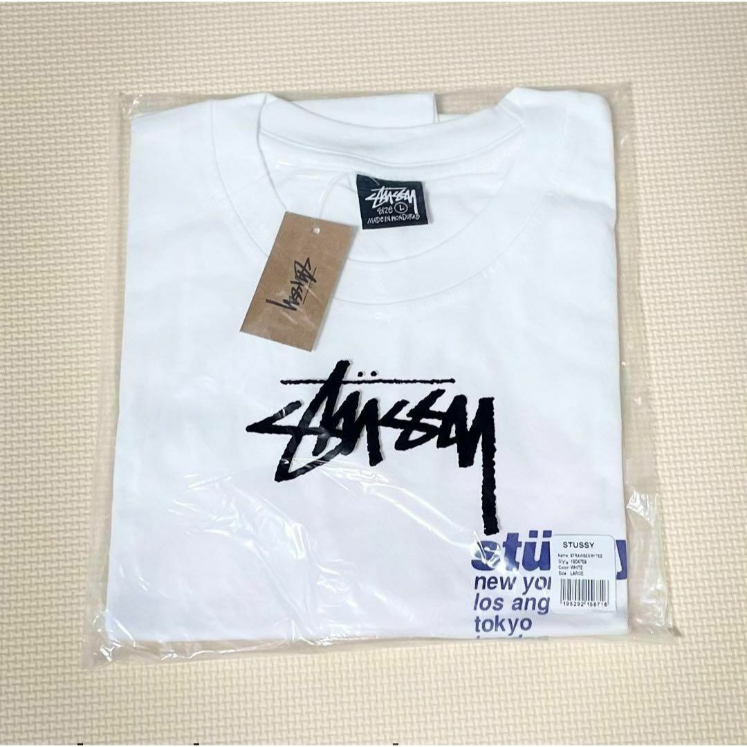 STUSSY(ステューシー)のステューシー STUSSY STRAWBERRY TEE  L 白　ホワイト メンズのトップス(Tシャツ/カットソー(半袖/袖なし))の商品写真