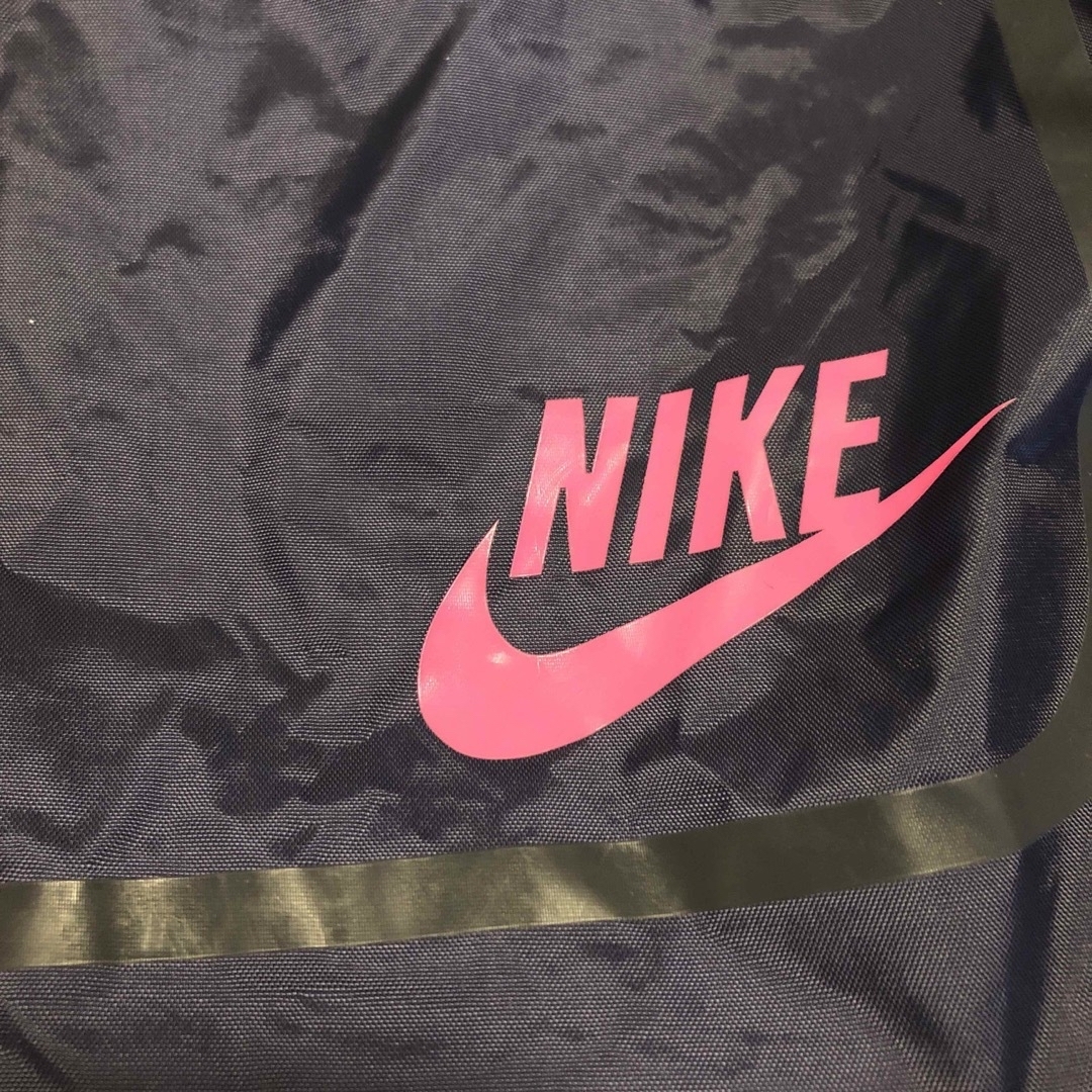 NIKE(ナイキ)のNIKE 巾着　リュック レディースのバッグ(リュック/バックパック)の商品写真