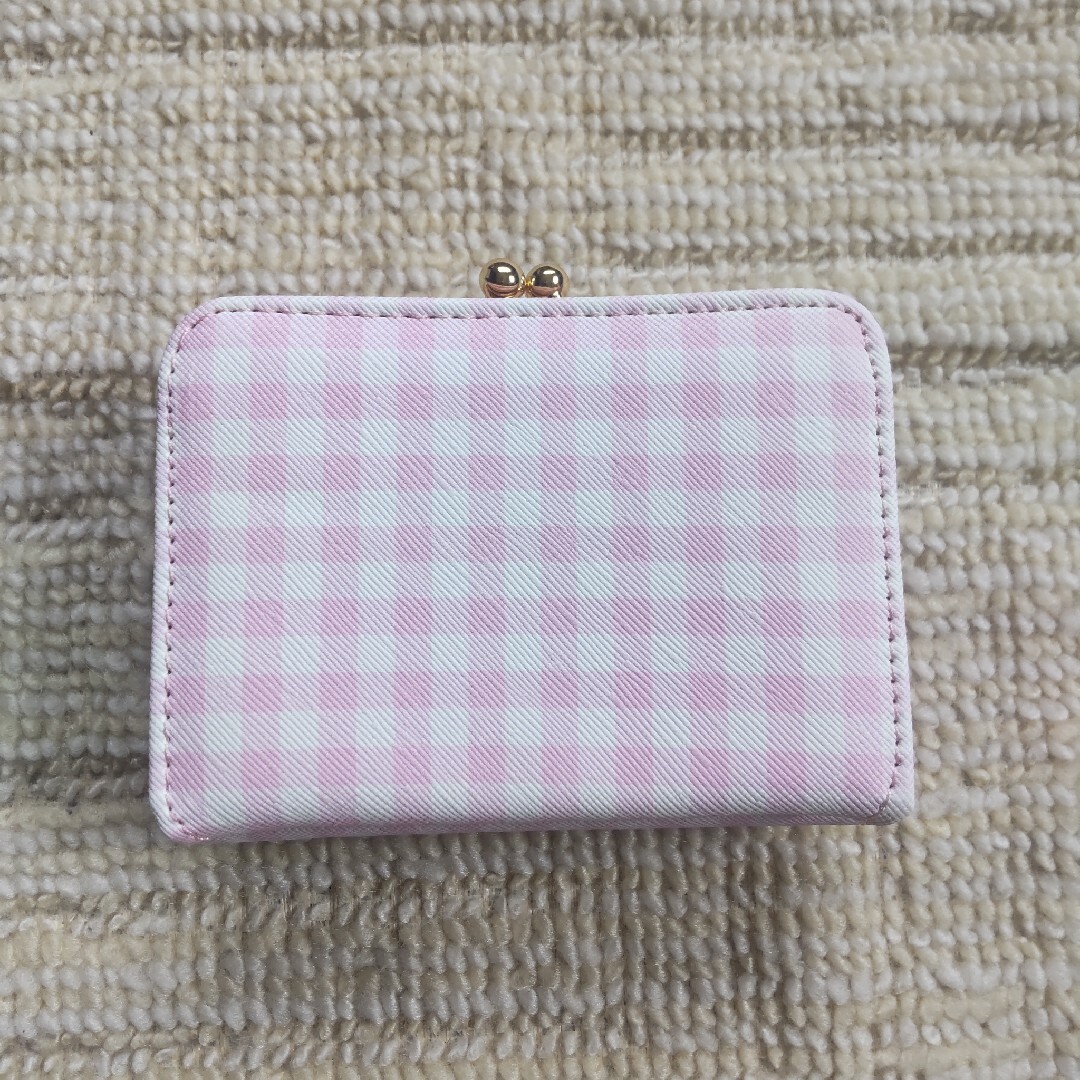 マイメロディ(マイメロディ)のサンリオ マイメロディ 2つ折り 財布 ピンク 海外製品 ピューロランド レディースのファッション小物(財布)の商品写真