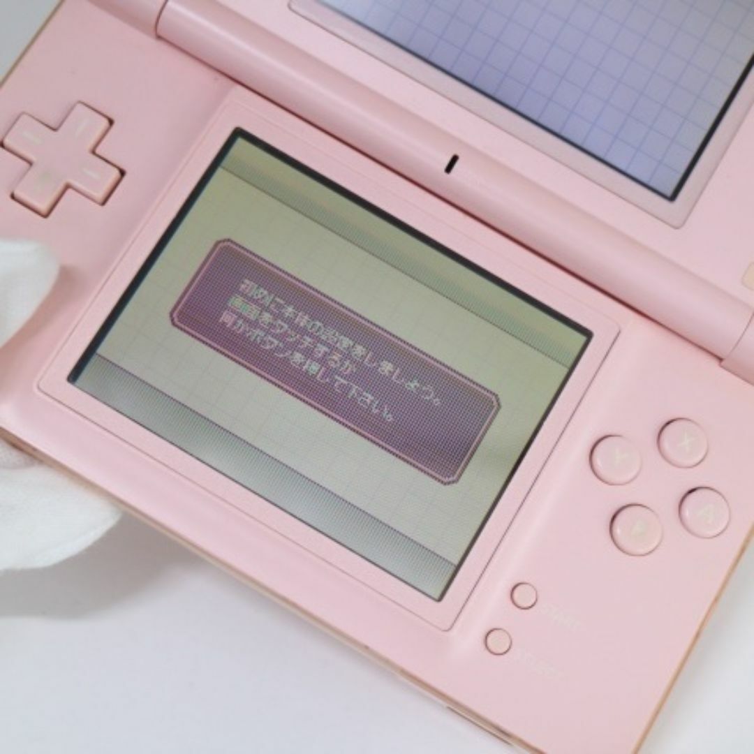 ニンテンドーDS(ニンテンドーDS)の中古 ニンテンドーDS Lite ライト ピンク  M333 エンタメ/ホビーのゲームソフト/ゲーム機本体(携帯用ゲーム機本体)の商品写真