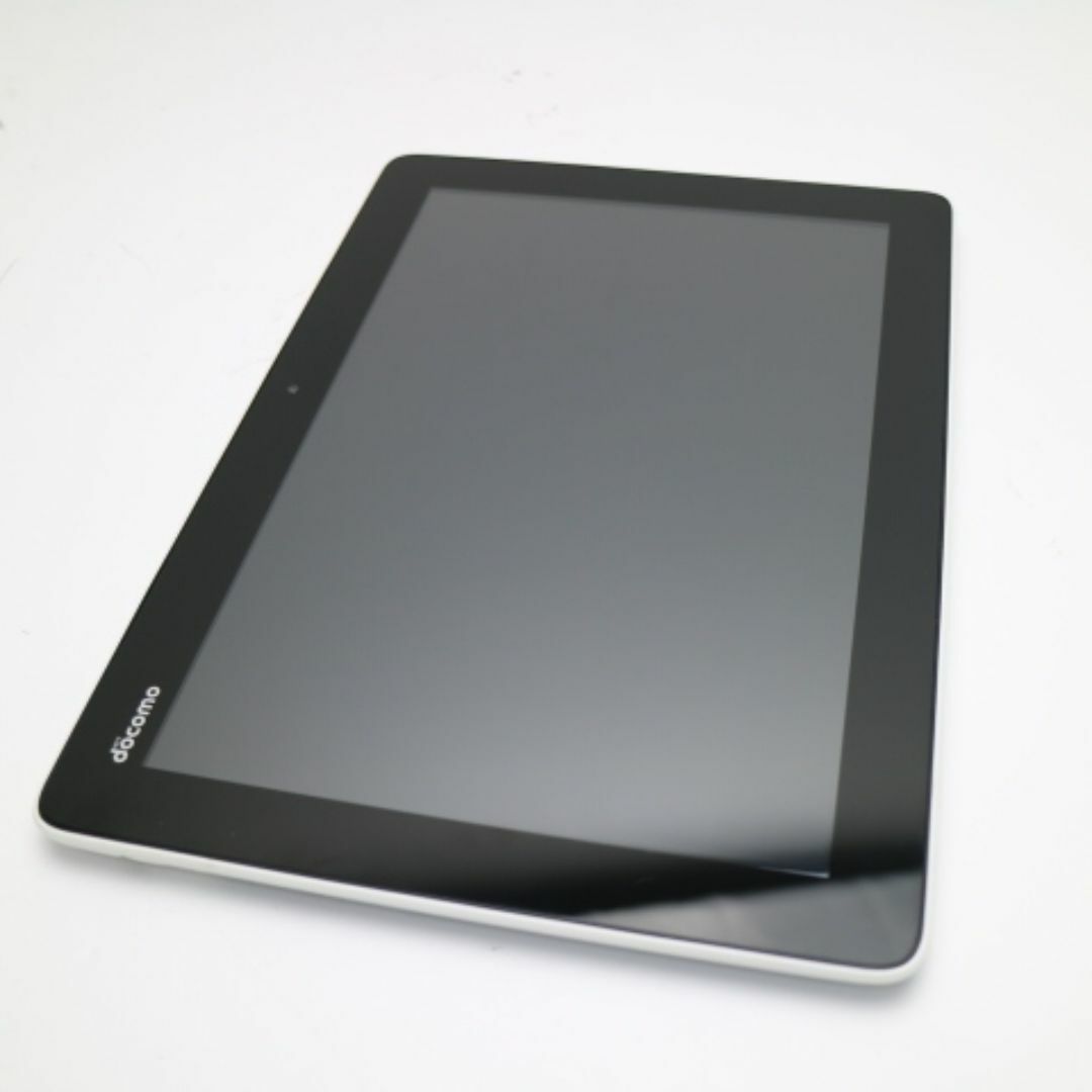 ANDROID(アンドロイド)のdtab 01 DoCoMo Tablet シルバー  M333 スマホ/家電/カメラのPC/タブレット(タブレット)の商品写真