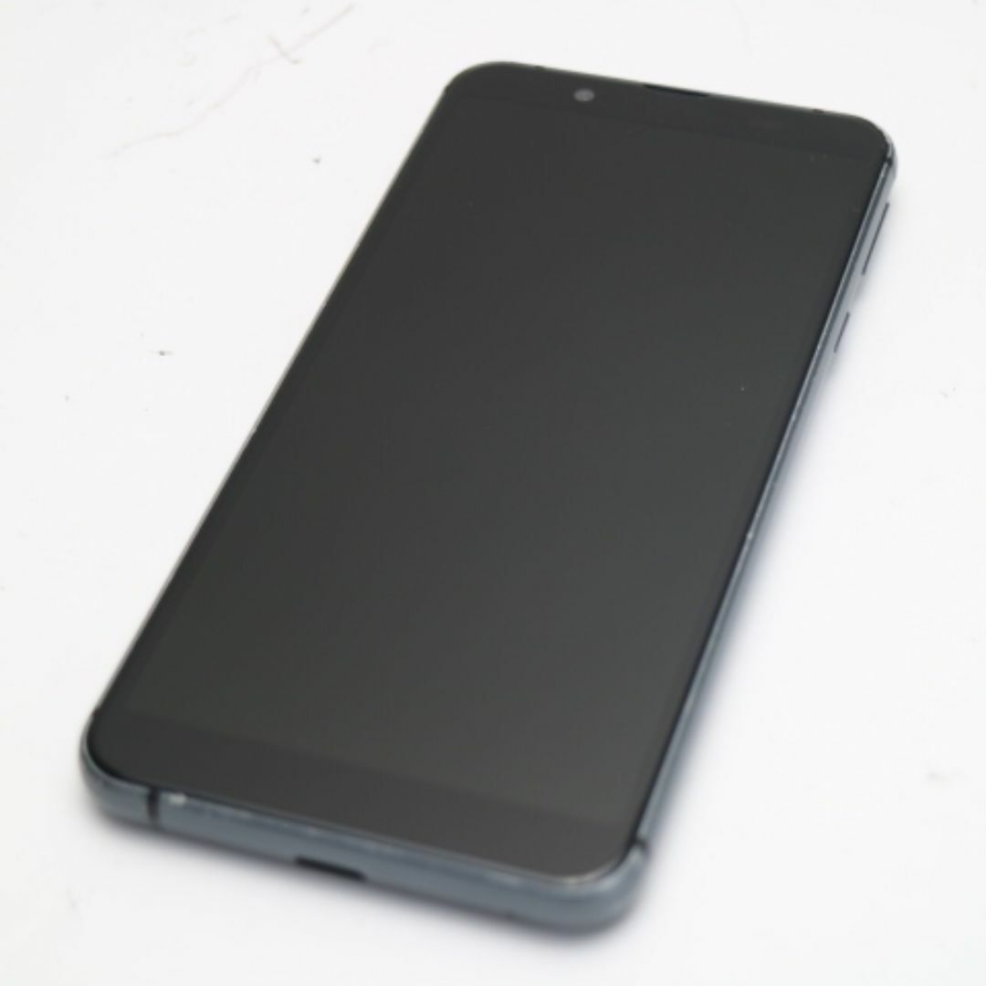 AQUOS(アクオス)の良品中古 SHV48 AQUOS sense3 basic ブラック  M333 スマホ/家電/カメラのスマートフォン/携帯電話(スマートフォン本体)の商品写真