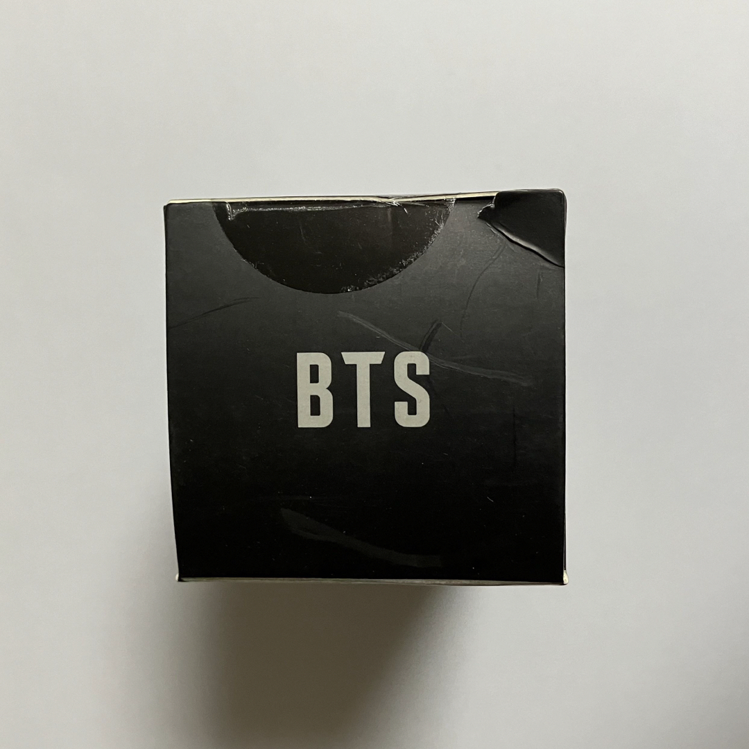 防弾少年団(BTS)(ボウダンショウネンダン)のBTS Light Stick Ver.3 Keyring 新品未開封 エンタメ/ホビーのタレントグッズ(アイドルグッズ)の商品写真