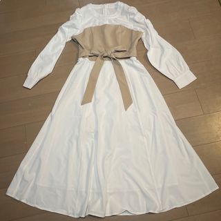 トッコクローゼット(TOCCO closet)のtoccocloset 切り替え長袖ロングワンピース　ベージュ(ロングワンピース/マキシワンピース)