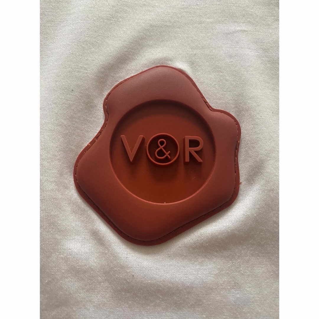 VIKTOR&ROLF(ヴィクターアンドロルフ)のVIKTOR&ROLF ヴィクターアンドロルフ レア スタンプカットソー レディースのトップス(Tシャツ(長袖/七分))の商品写真