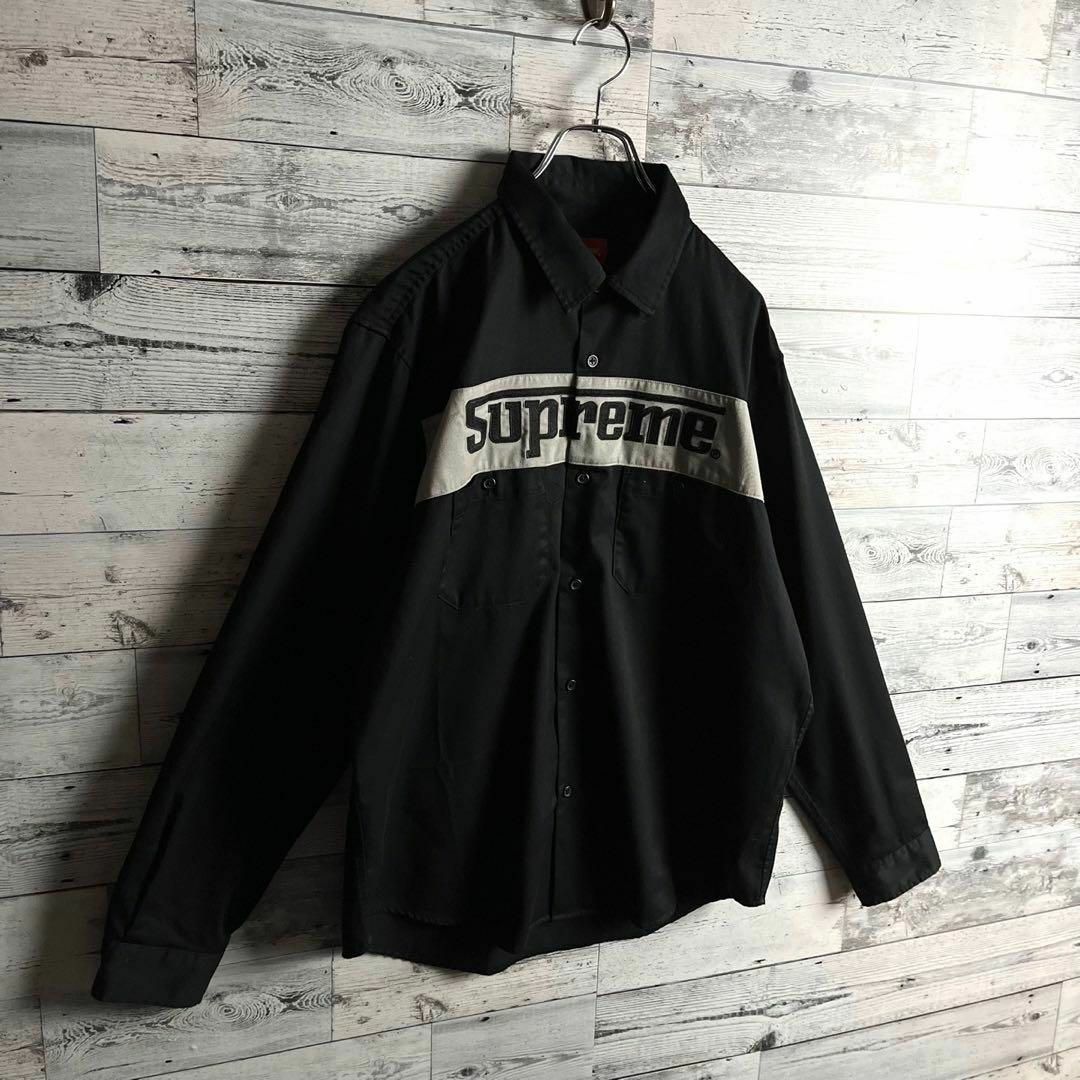 Supreme(シュプリーム)の【即完売モデル】シュプリーム ☆ センタービッグロゴ入り 長袖 ワークシャツ メンズのトップス(シャツ)の商品写真