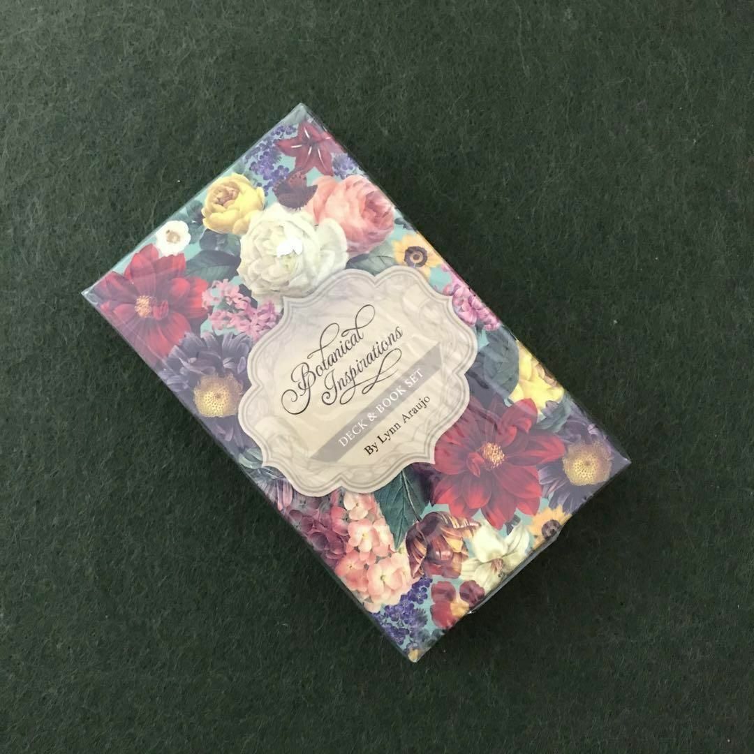 Botanical Inspirations オラクルカード   花　カード エンタメ/ホビーの本(趣味/スポーツ/実用)の商品写真