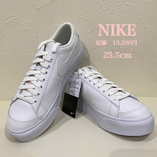 ナイキ(NIKE)の新品【NIKE】ナイキ　レーザー LOW プラットフォーム　厚底スニーカー(スニーカー)