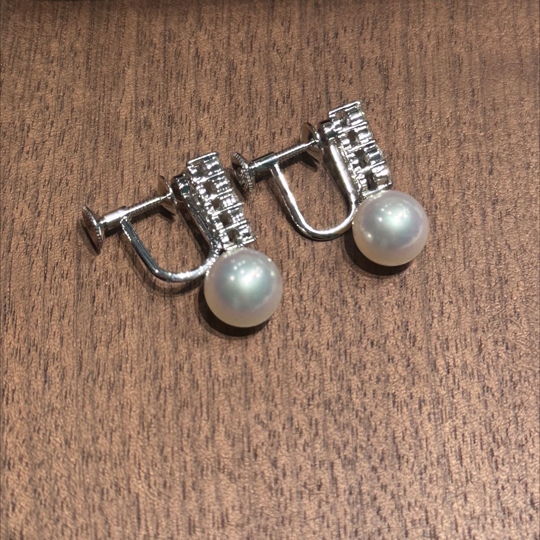 MIKIMOTO(ミキモト)のMIKIMOTOミキモト K18 パール8.3㎜ダイヤモンドイヤリング レディースのアクセサリー(イヤリング)の商品写真