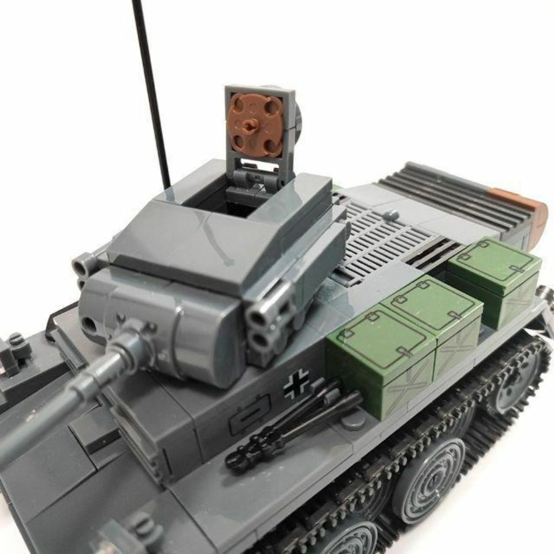 ESシリーズ ドイツ Ⅱ号戦車L型ルクス ブロック戦車 ミリタリー エンタメ/ホビーのおもちゃ/ぬいぐるみ(模型/プラモデル)の商品写真