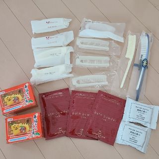 新品未開封　バスパウダー&発泡入浴剤&ハンドソープ7点、ヘアブラシ10本セット(タオル/バス用品)