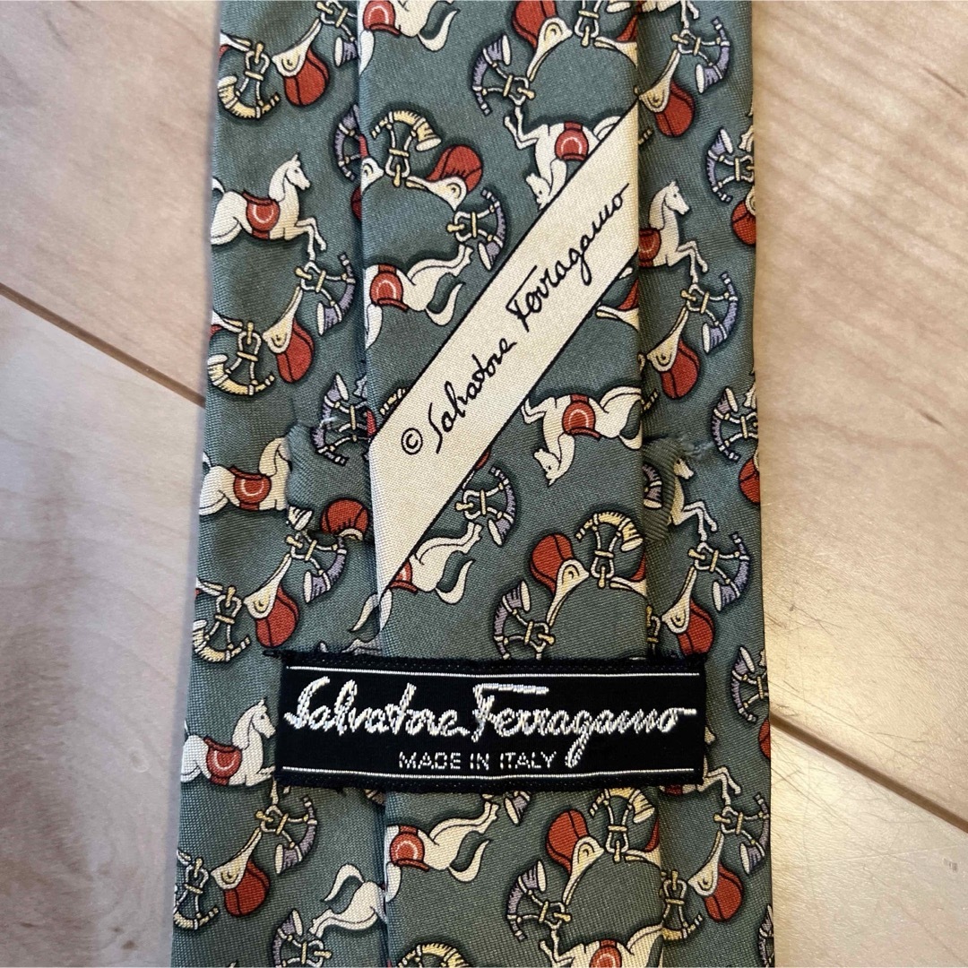 Salvatore Ferragamo(サルヴァトーレフェラガモ)のSalvatore Ferragamo ネクタイ メンズのファッション小物(ネクタイ)の商品写真