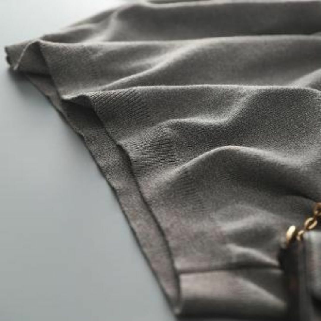 サマーニット 半袖 Vネック 花びらスリーブ レディース ゆったり カジュアル レディースのトップス(ニット/セーター)の商品写真