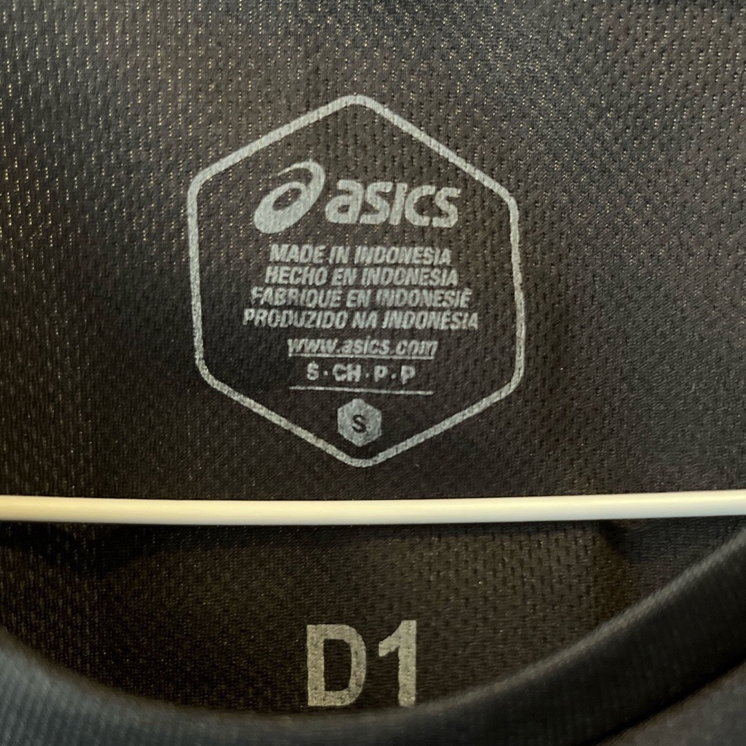 asics(アシックス)のバレーボール　半袖　練習着　アシックス　asics  Sサイズ  Tシャツ スポーツ/アウトドアのスポーツ/アウトドア その他(バレーボール)の商品写真