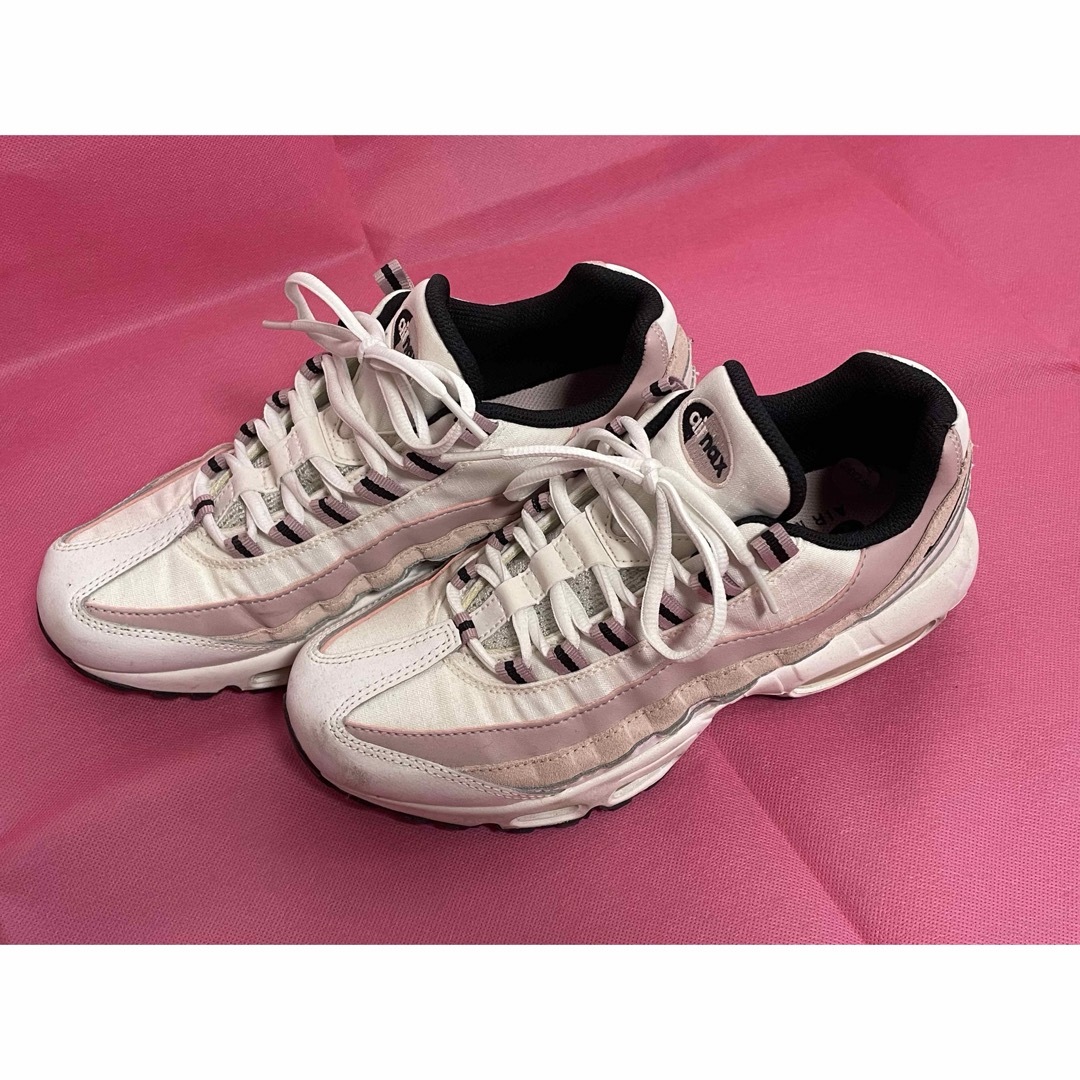 NIKE(ナイキ)の国内完売品⭐︎NIKE エアマックス95 レディースの靴/シューズ(スニーカー)の商品写真