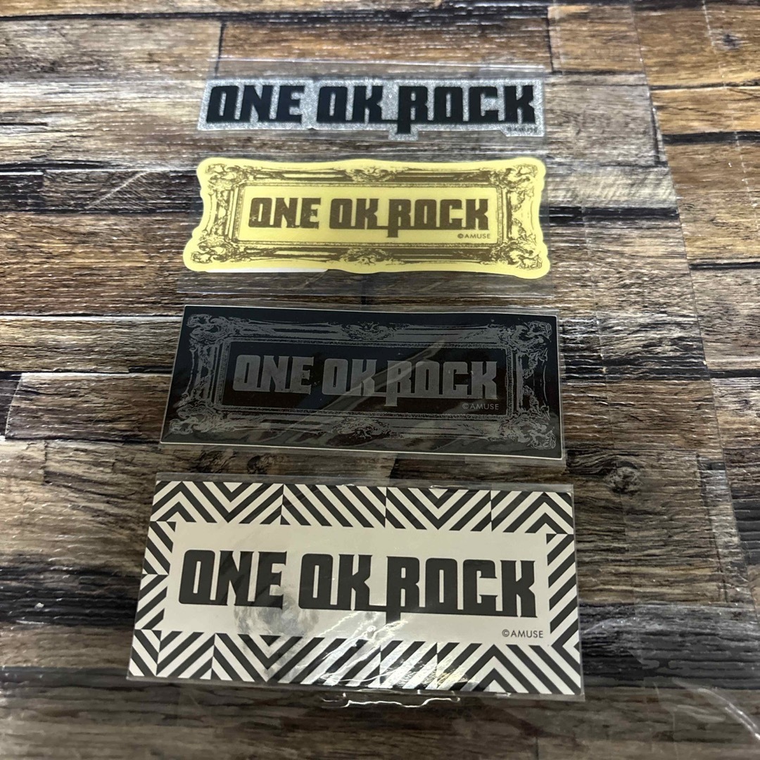 ONE OK ROCK(ワンオクロック)のワンオク ONE OK ROCKステッカーセット エンタメ/ホビーのタレントグッズ(ミュージシャン)の商品写真