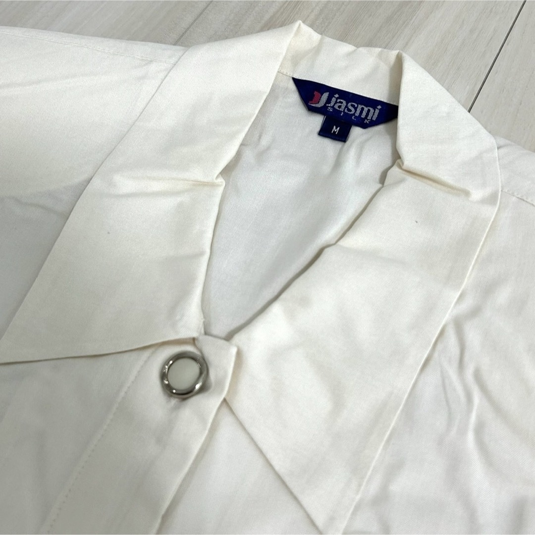 【新品未使用】 jasmi silk シルク100% 長袖シャツ 比翼ボタン レディースのトップス(シャツ/ブラウス(長袖/七分))の商品写真
