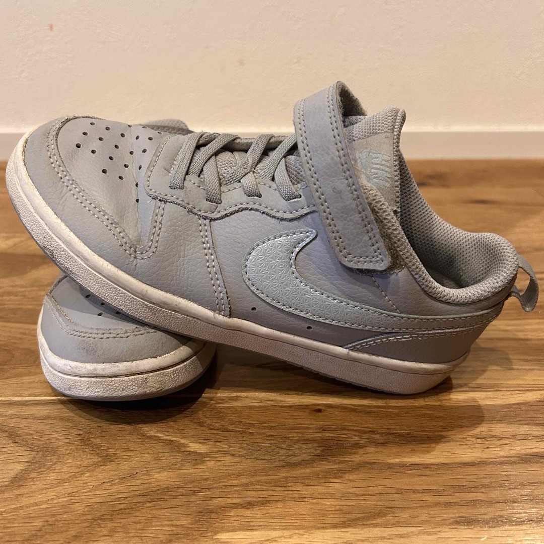 NIKE(ナイキ)のNIKE ナイキ スニーカー20センチ キッズ/ベビー/マタニティのキッズ靴/シューズ(15cm~)(スニーカー)の商品写真