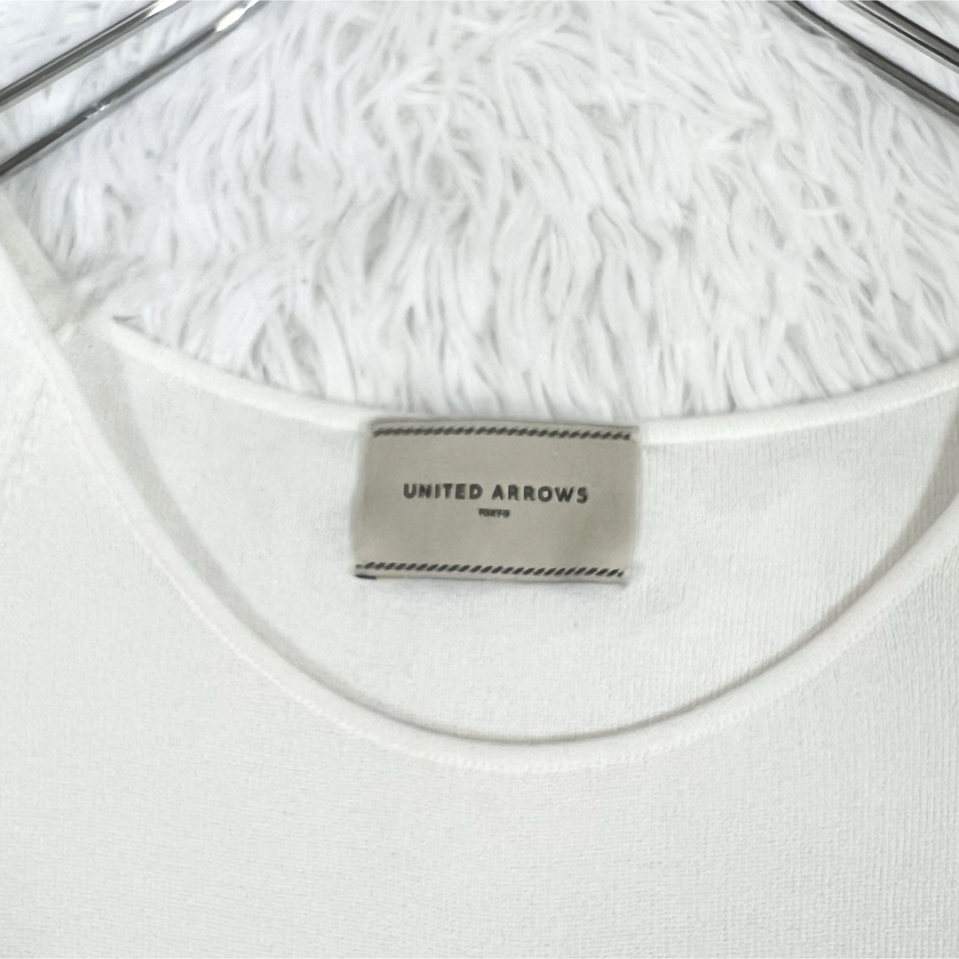 UNITED ARROWS(ユナイテッドアローズ)のUNITED ARROWS 春ニット　薄手　Uネック　コットン　伸縮性有り レディースのトップス(ニット/セーター)の商品写真