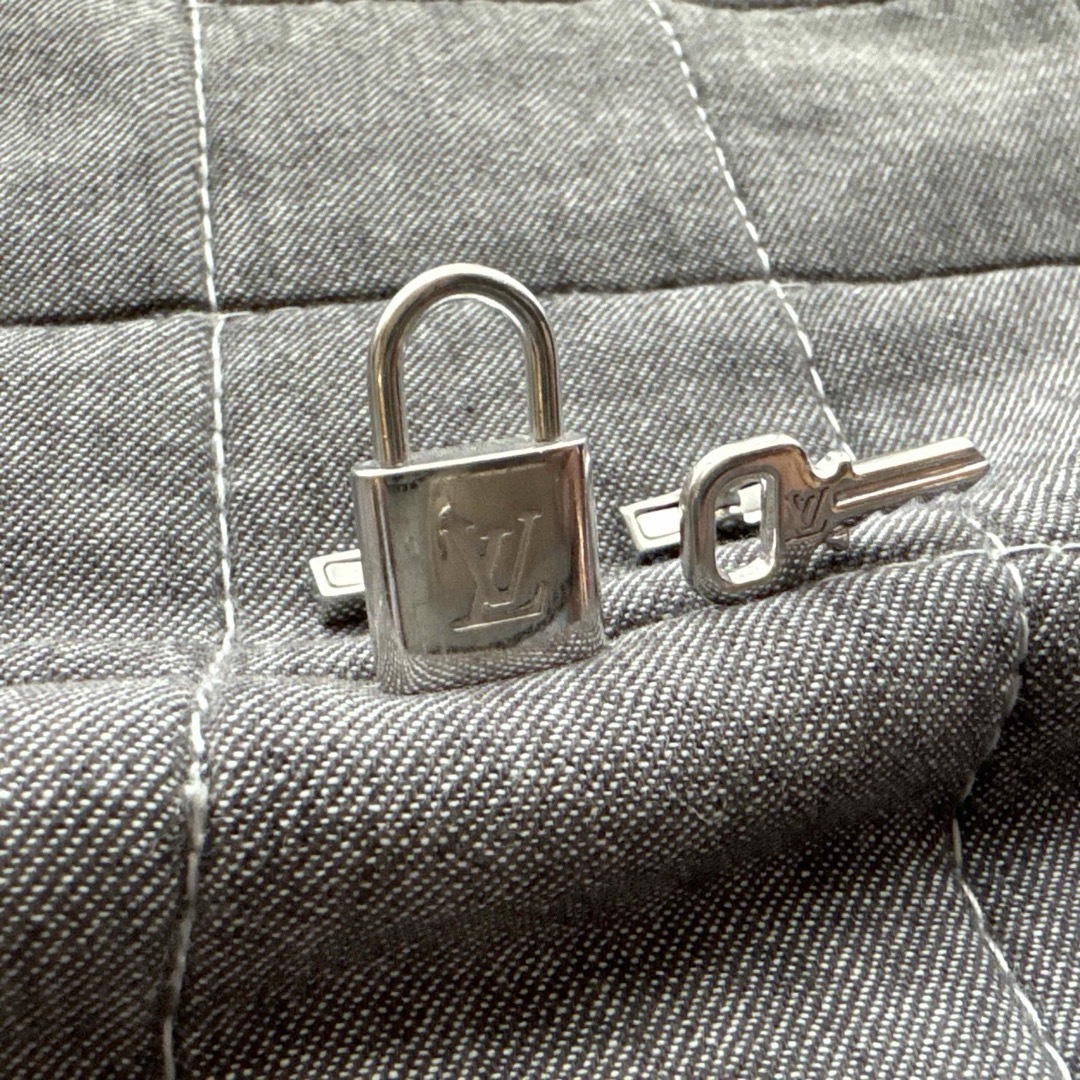 LOUIS VUITTON ルイヴィトン カデナキーカフス シルバー925 LOUIS VUITTON ルイヴィトン カデナキーカフス シルバー925